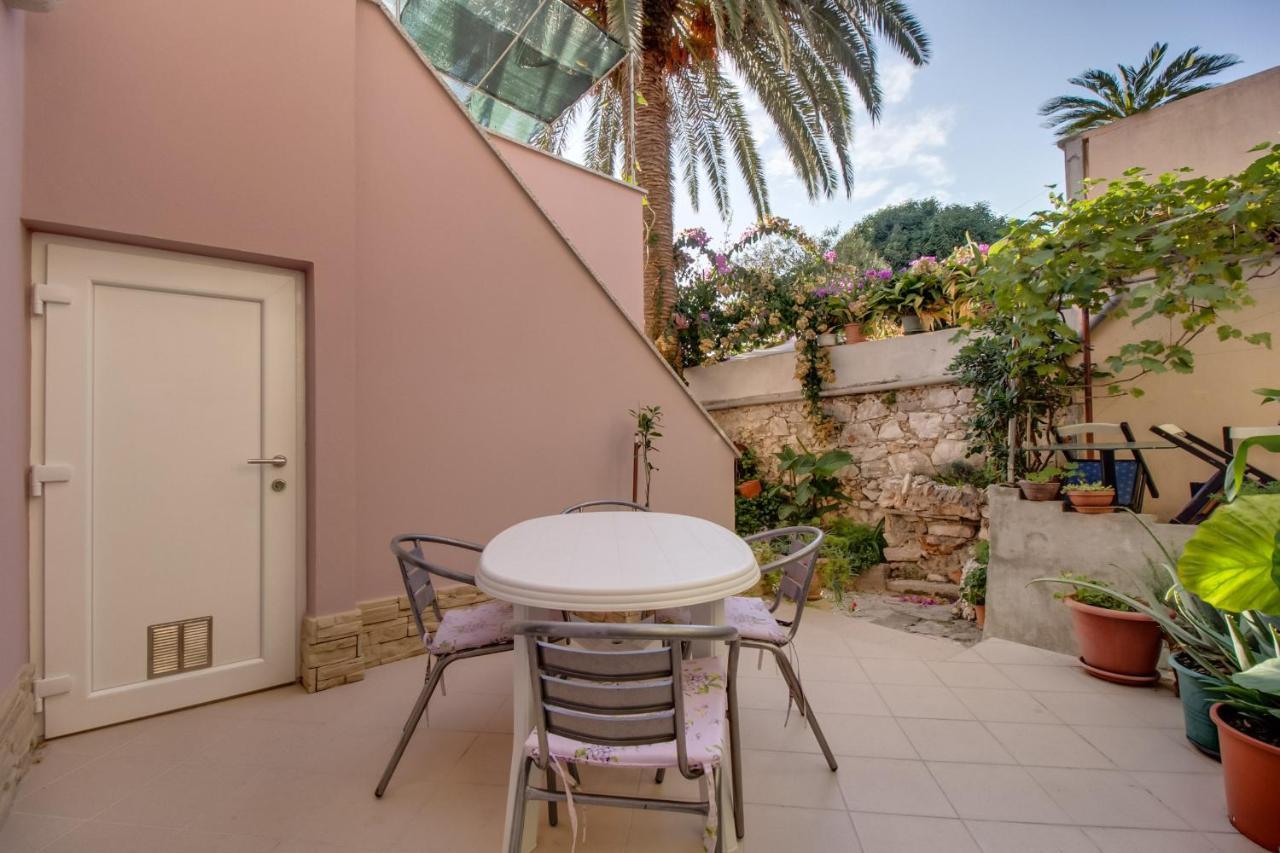 Apartamento Ursula Mali Lošinj Exterior foto