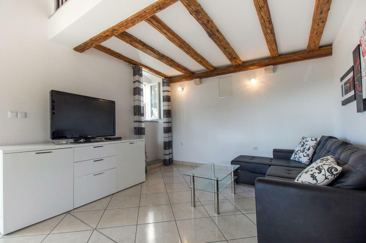 Apartamento Ursula Mali Lošinj Exterior foto