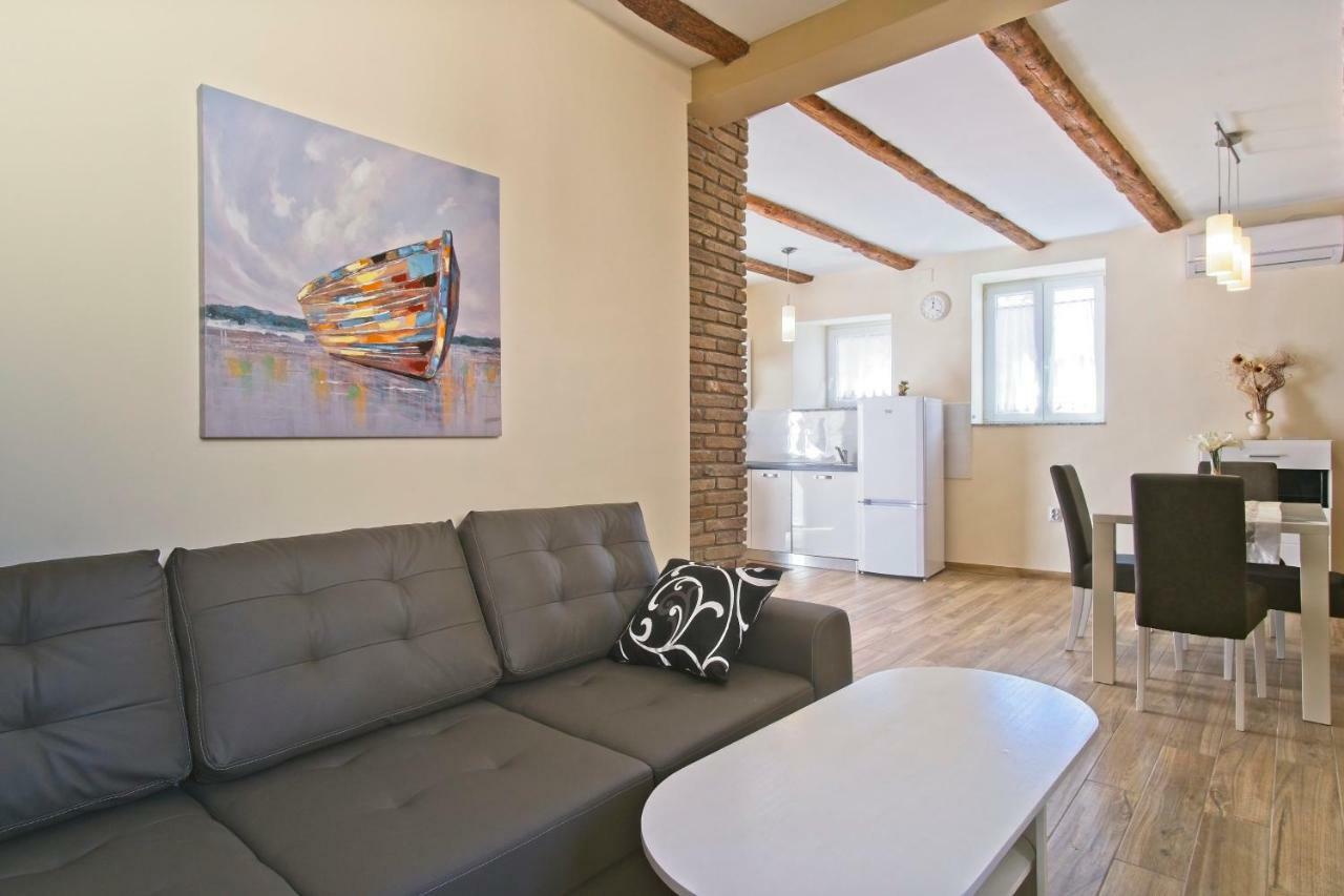 Apartamento Ursula Mali Lošinj Exterior foto